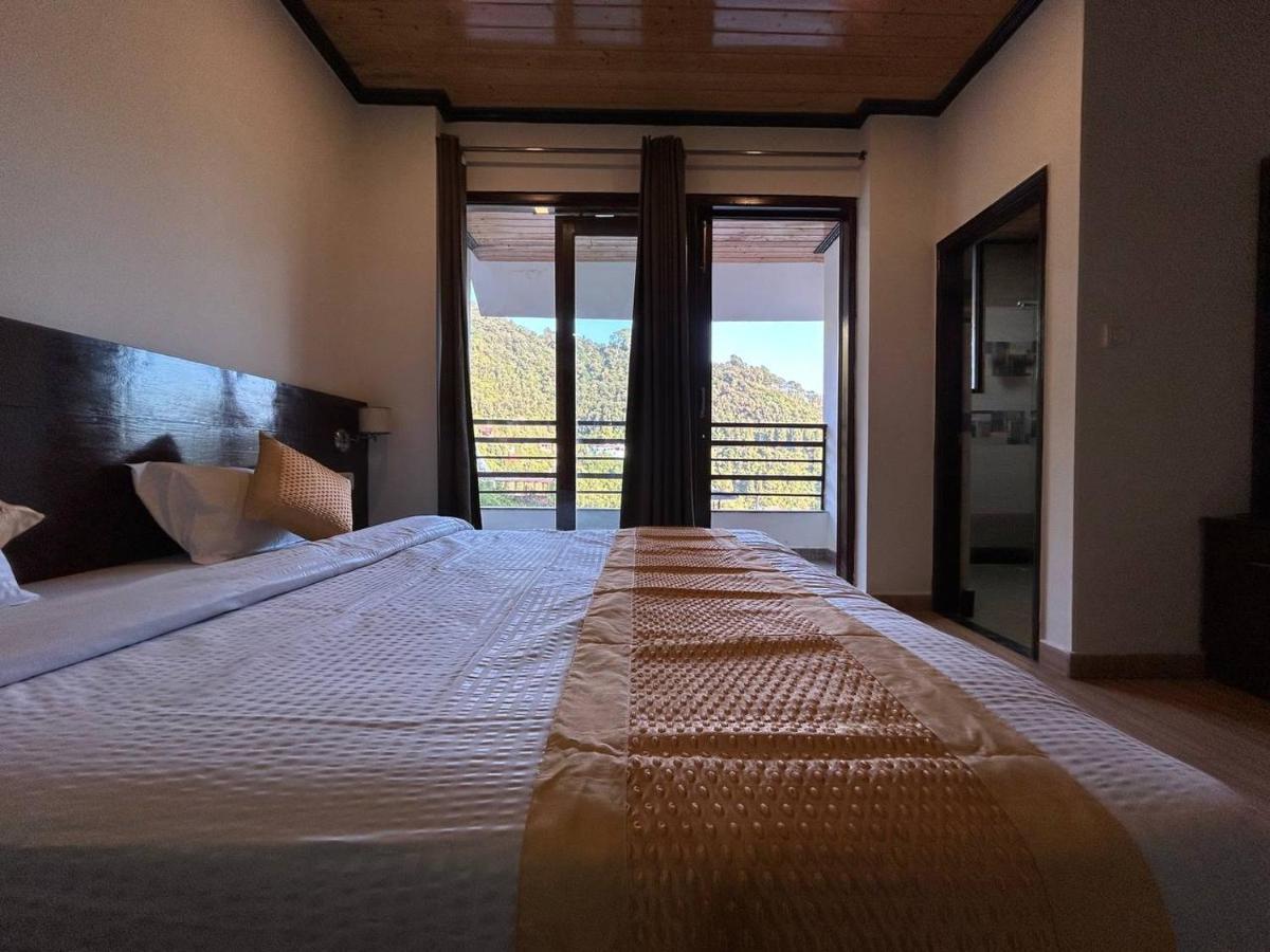 Hotel 7 Heavens Массури Экстерьер фото